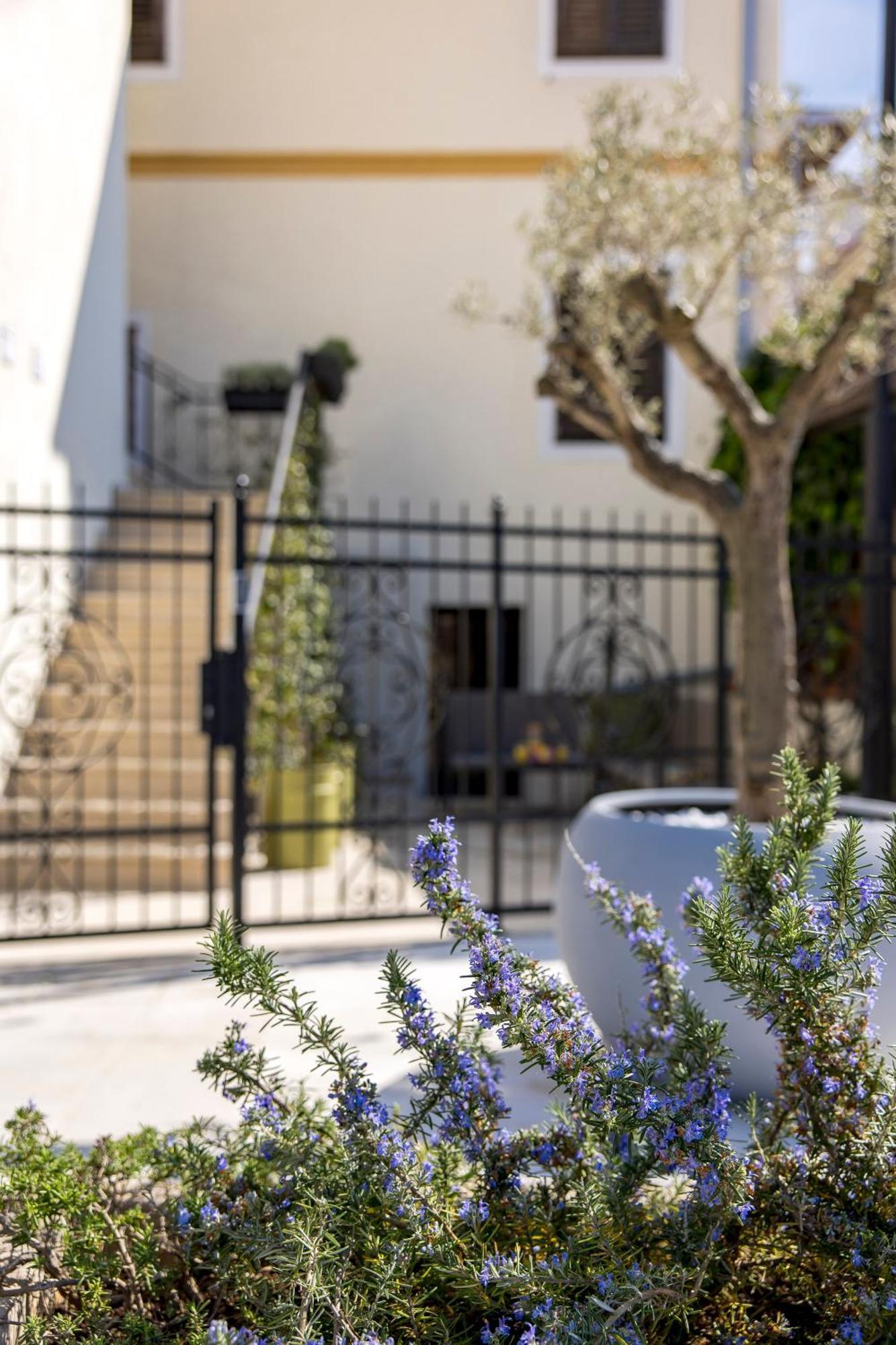 The House Ξενοδοχείο Malinska Εξωτερικό φωτογραφία
